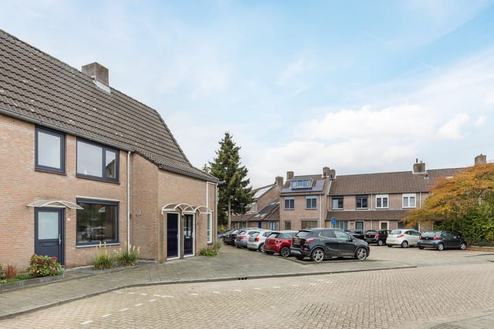 Photo 35 of Paukenlaan 4