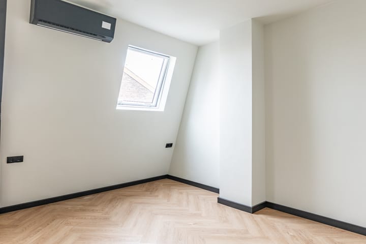 Foto 16 van Lage Rijndijk 109-A