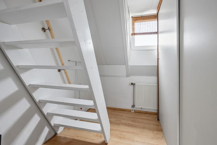 Foto 31 van Wethouder Trompersstraat 11