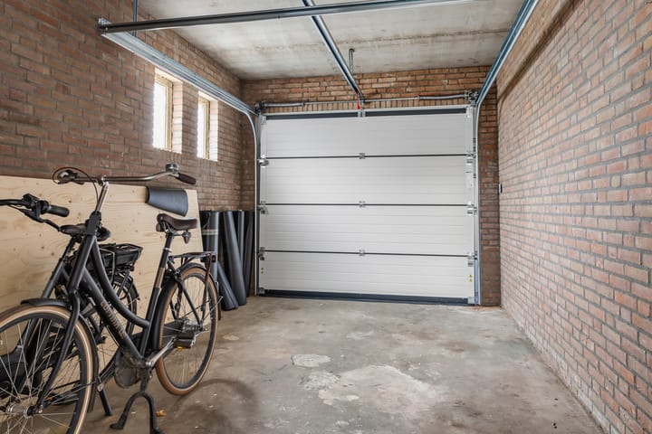 Foto 36 van Wethouder Trompersstraat 11