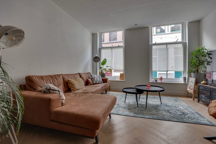 Foto 15 van Venestraat 7