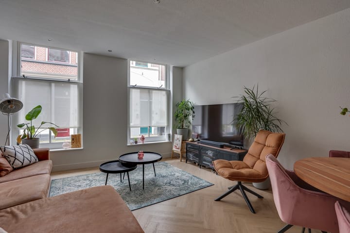 Foto 16 van Venestraat 7