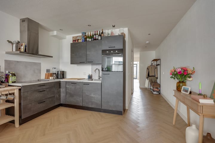 Foto 20 van Venestraat 7