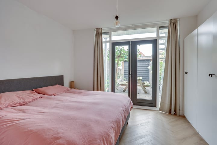 Foto 22 van Venestraat 7