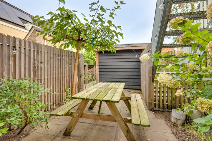 Foto 25 van Venestraat 7