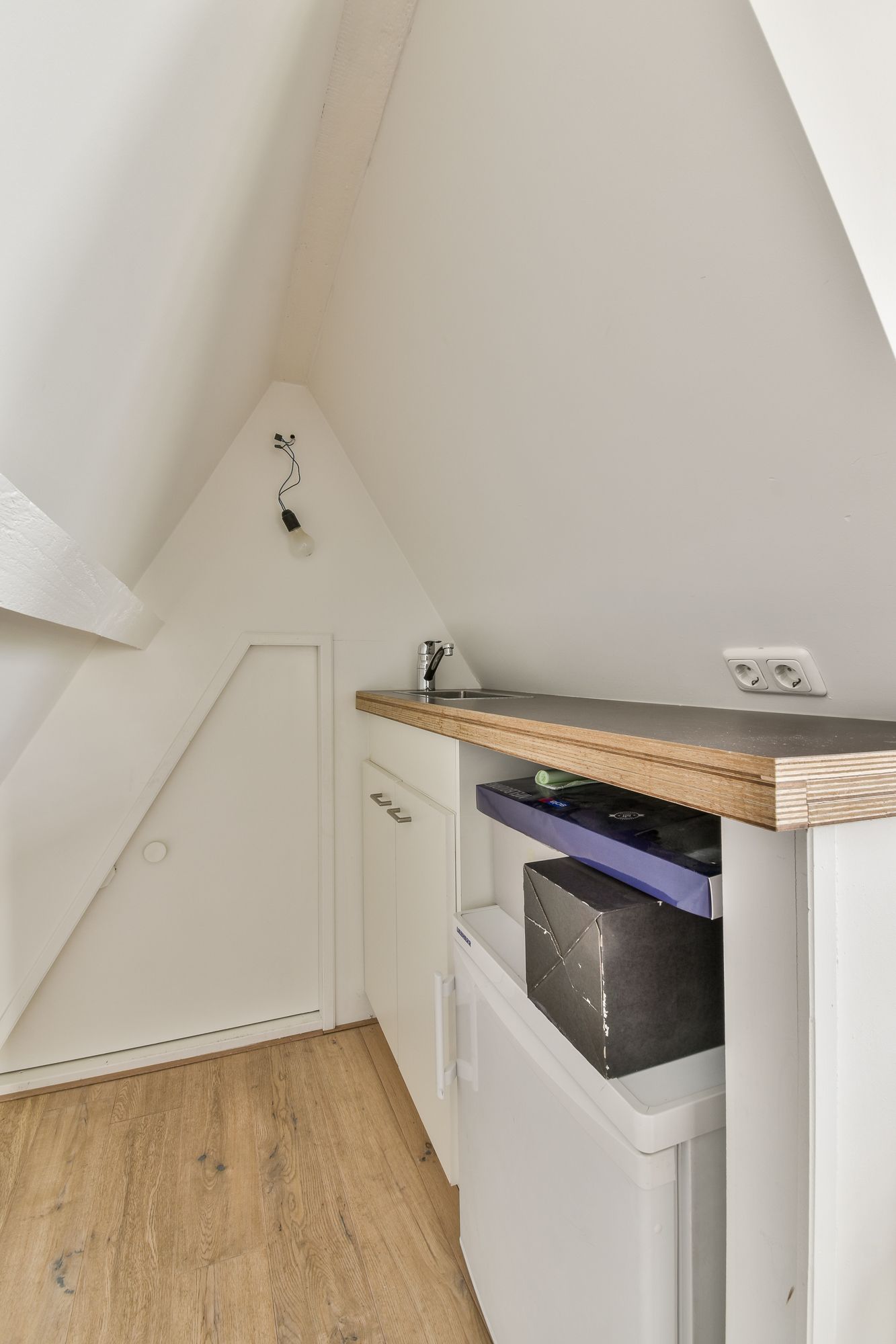 Photo 25 of Helmholtzstraat 30-1