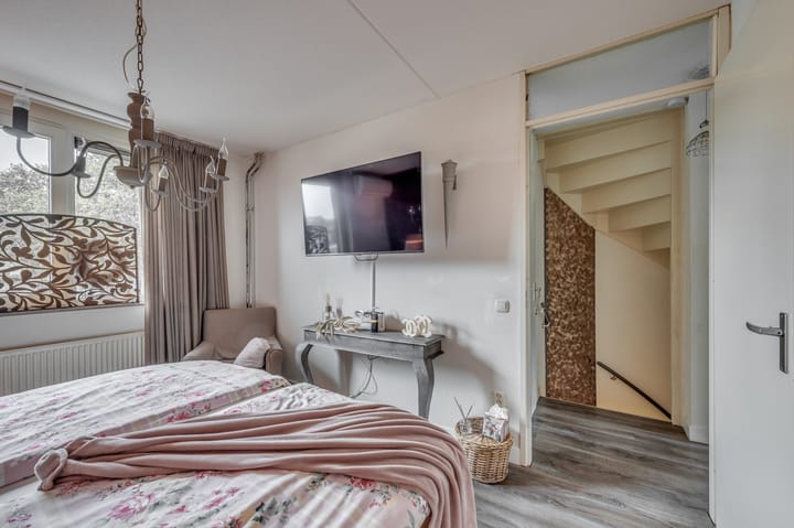 Photo 26 of Kuifduikerstraat 23