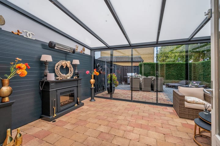 Photo 39 of Kuifduikerstraat 23