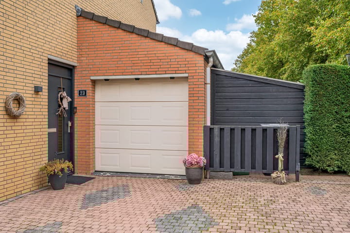 Photo 52 of Kuifduikerstraat 23