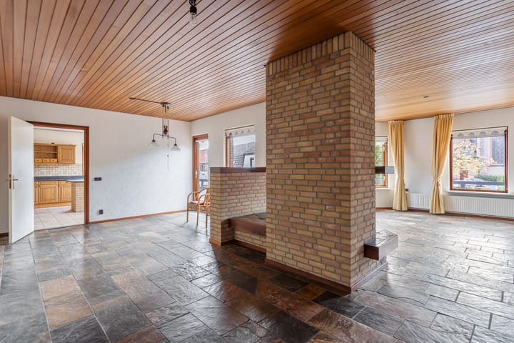 Photo 2 of Bernard Leurinkstraat 31-A