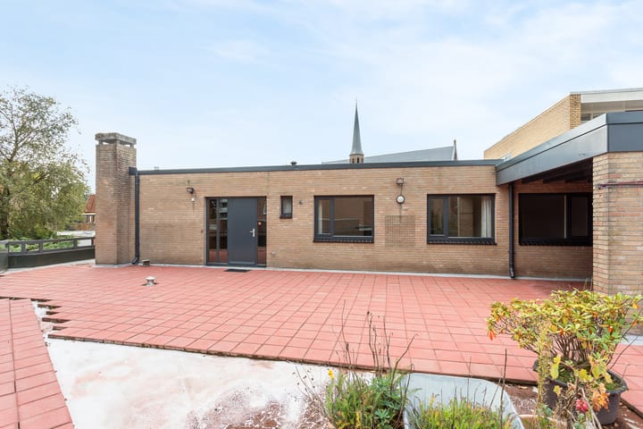 Photo 19 of Bernard Leurinkstraat 31-A