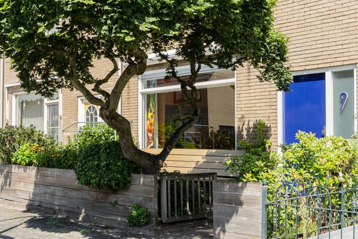 Foto 2 van Bertha von Suttnerstraat 9