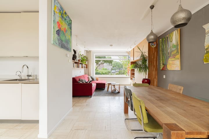 Foto 8 van Bertha von Suttnerstraat 9