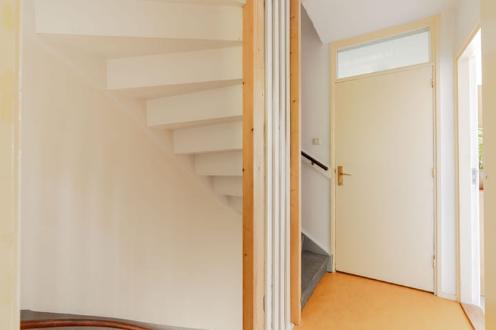 Foto 18 van Bertha von Suttnerstraat 9