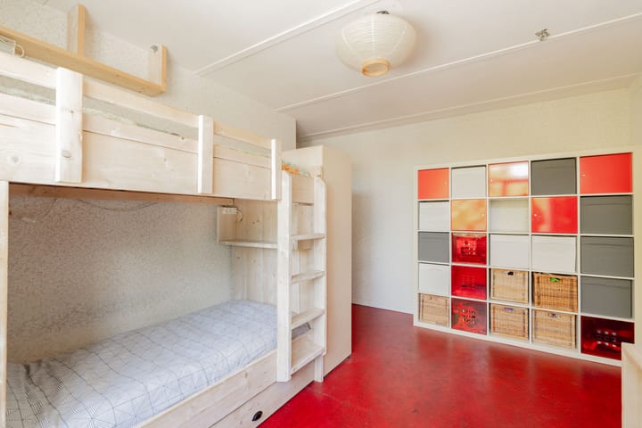 Foto 24 van Bertha von Suttnerstraat 9