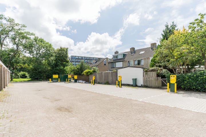 Foto 40 van Bertha von Suttnerstraat 9