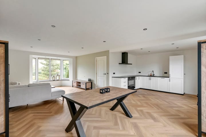 Foto 6 van Baron van Brakellstraat 15