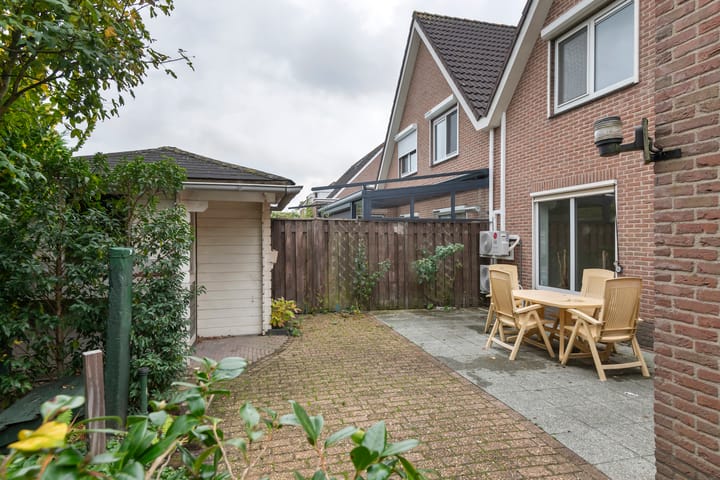 Foto 28 van Baron van Brakellstraat 15