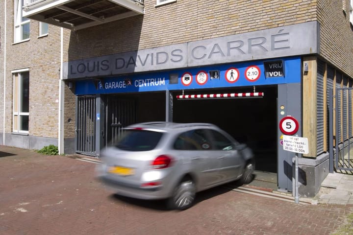 Foto 2 van Louis Davidscarre zwerfparkeerplaats