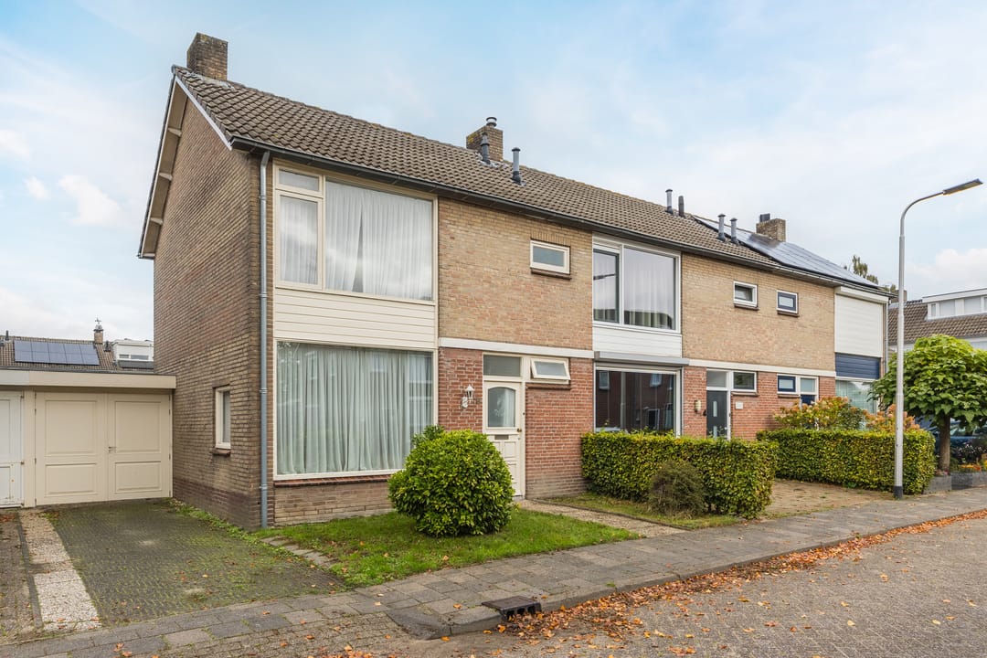 Foto 1 van Korenbloemstraat 6