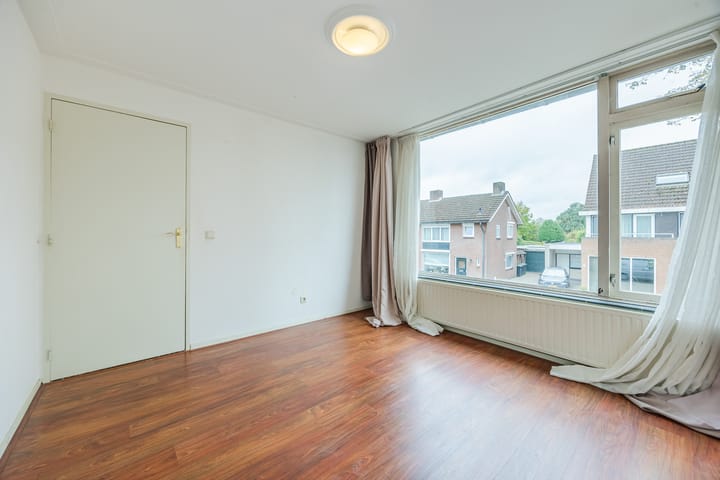 Foto 14 van Korenbloemstraat 6