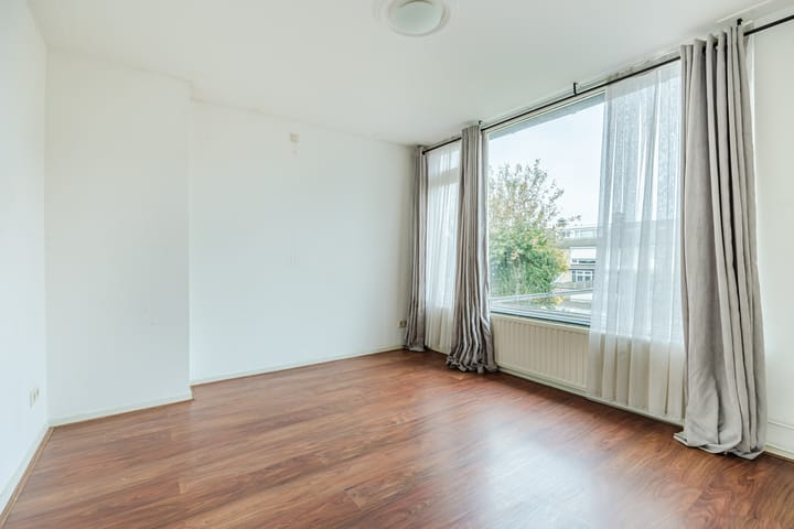 Foto 16 van Korenbloemstraat 6