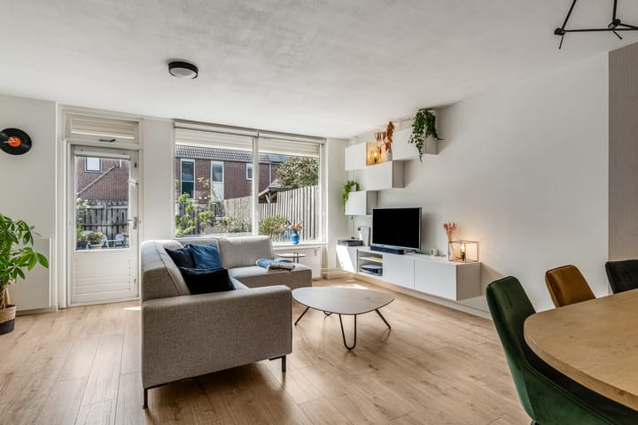 Photo 3 of Allebéstraat 3