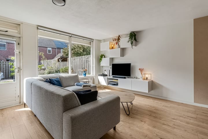 Photo 4 of Allebéstraat 3