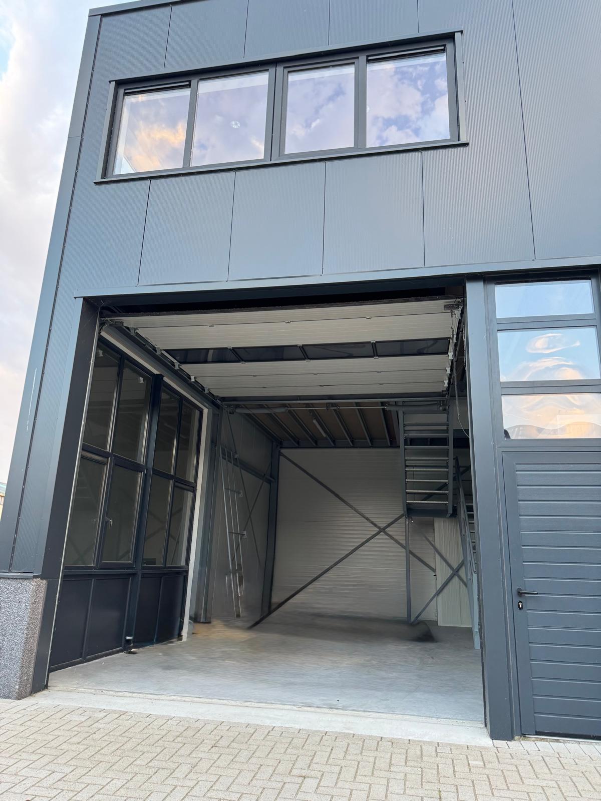 View photo 5 of Het Rip 7-c