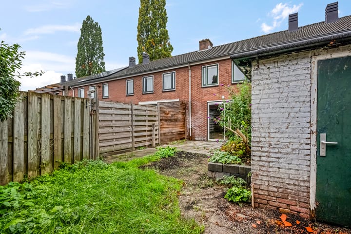 Foto 21 van Begonialaan 23