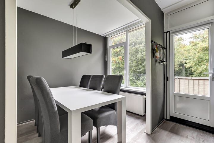 Foto 12 van Mozartstraat 106