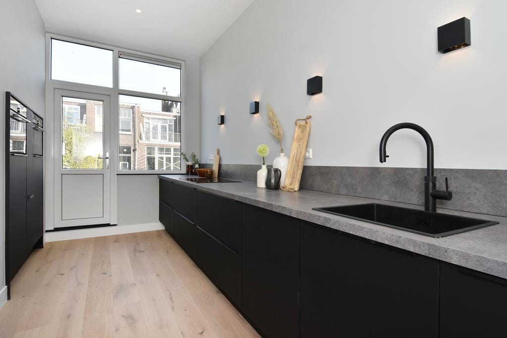 Photo 20 of Van Aerssenstraat 168