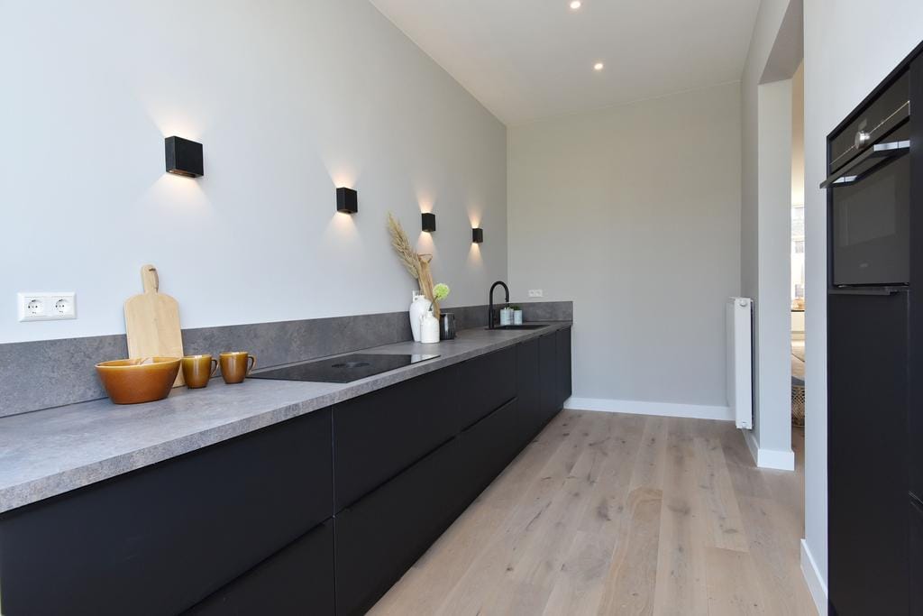 Photo 24 of Van Aerssenstraat 168