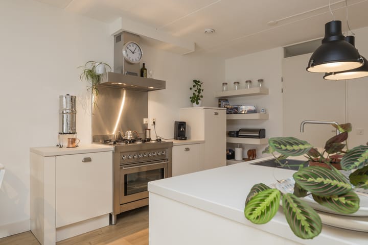 Foto 9 van B.G.J. Berntzenstraat 9