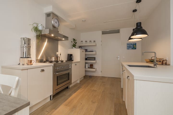 Foto 10 van B.G.J. Berntzenstraat 9