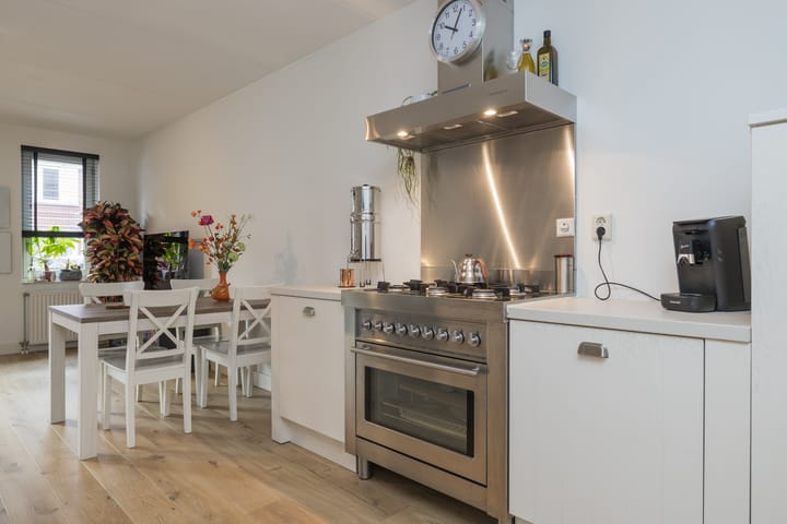 Foto 12 van B.G.J. Berntzenstraat 9