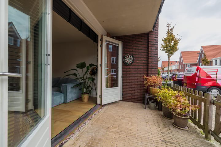 Foto 26 van B.G.J. Berntzenstraat 9