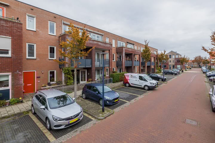 Foto 29 van B.G.J. Berntzenstraat 9