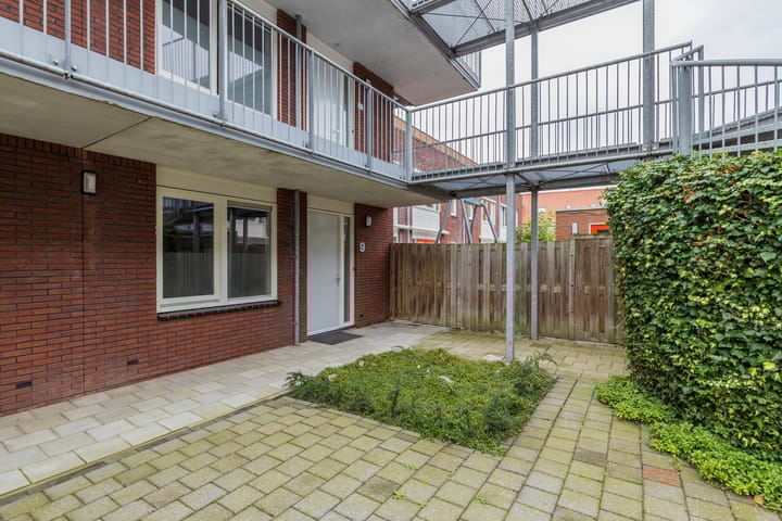 Foto 31 van B.G.J. Berntzenstraat 9