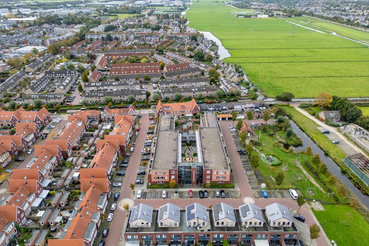 Foto 38 van B.G.J. Berntzenstraat 9