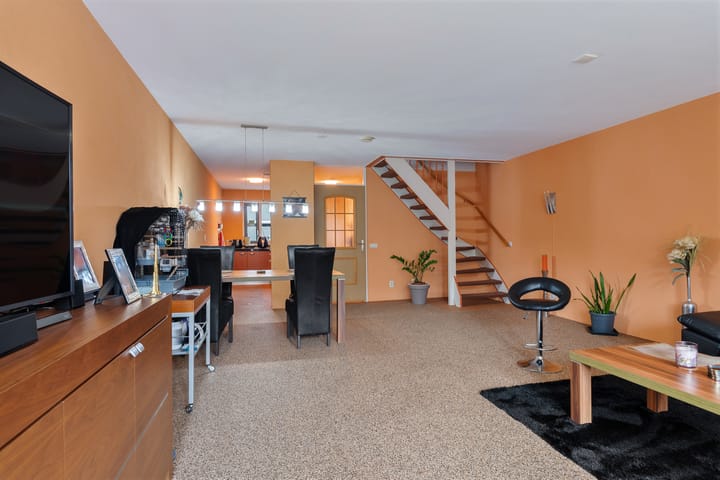 Photo 22 of Gele Lis 156