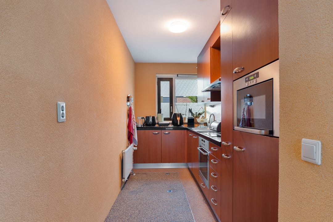 Foto 23 van Gele Lis 156