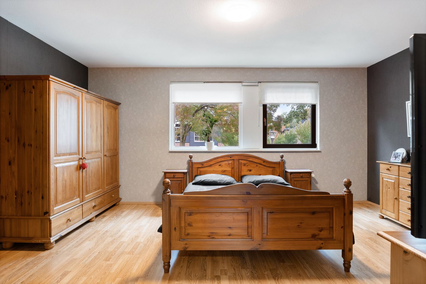 Foto 35 van Gele Lis 156