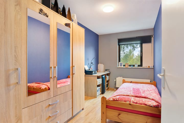 Photo 45 of Gele Lis 156