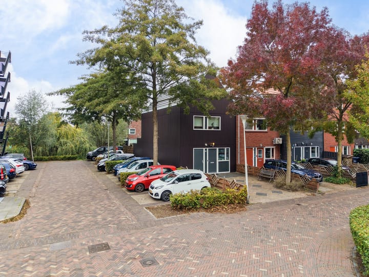 Photo 5 of Gele Lis 156