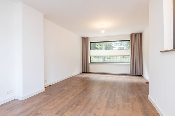 Photo 12 of Burg. Smeetsstraat 30