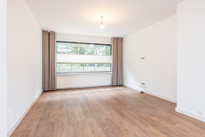 Photo 13 of Burg. Smeetsstraat 30