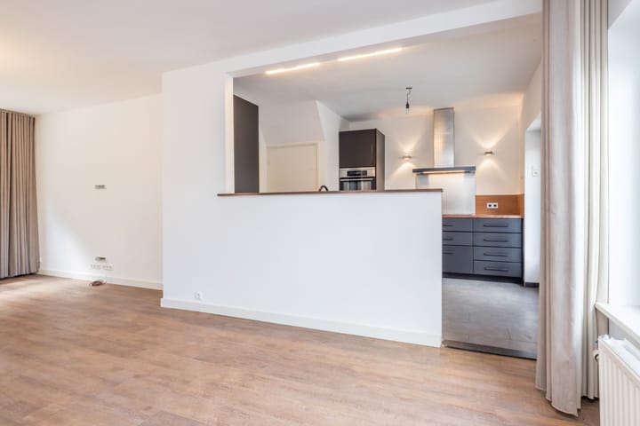 Photo 16 of Burg. Smeetsstraat 30