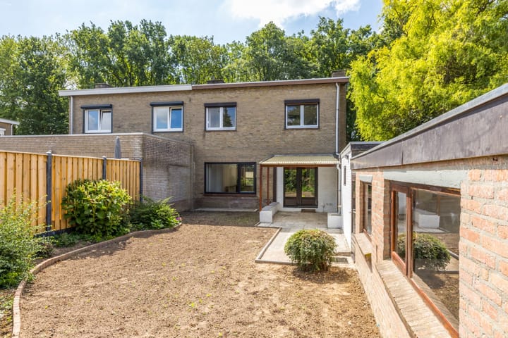 Photo 19 of Burg. Smeetsstraat 30