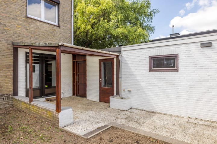 Photo 22 of Burg. Smeetsstraat 30